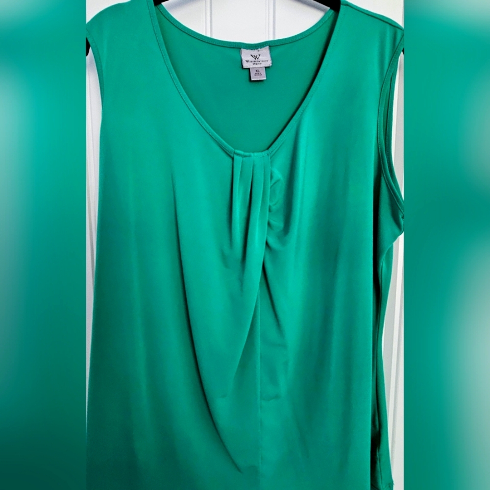 Sleeveless Shell for work Size XL